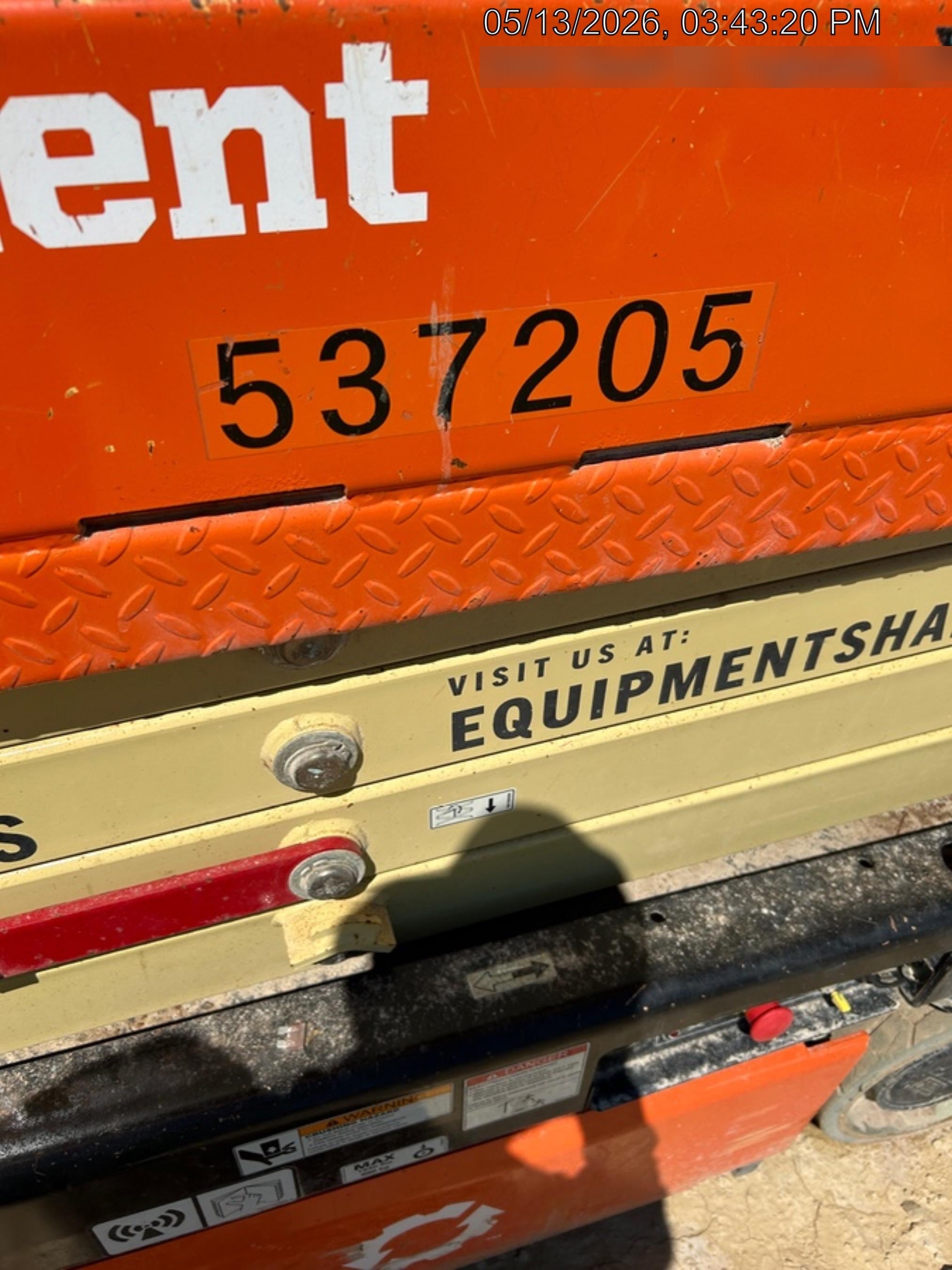 2025 JLG ES1932