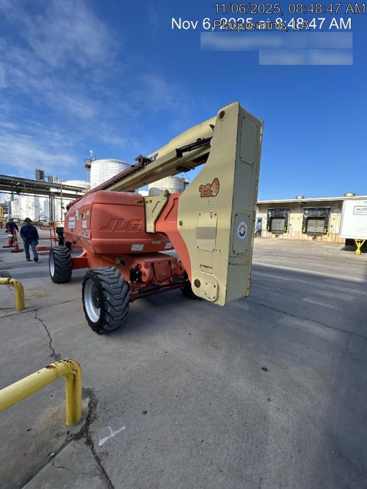 2019 JLG 800AJ