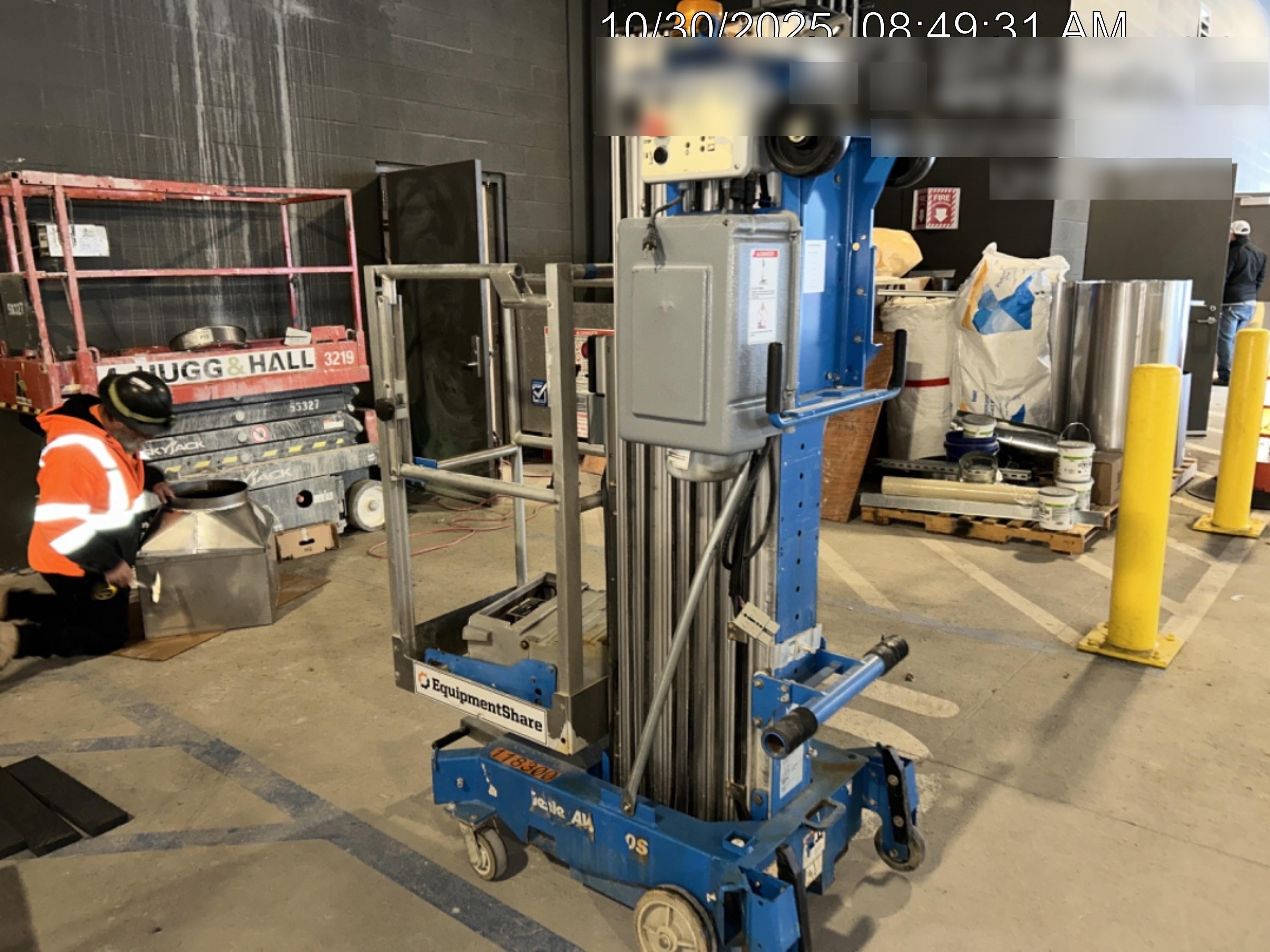 2020 GENIE AWP-30S