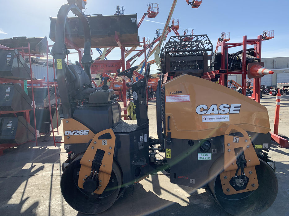 2020 CASE DV26E