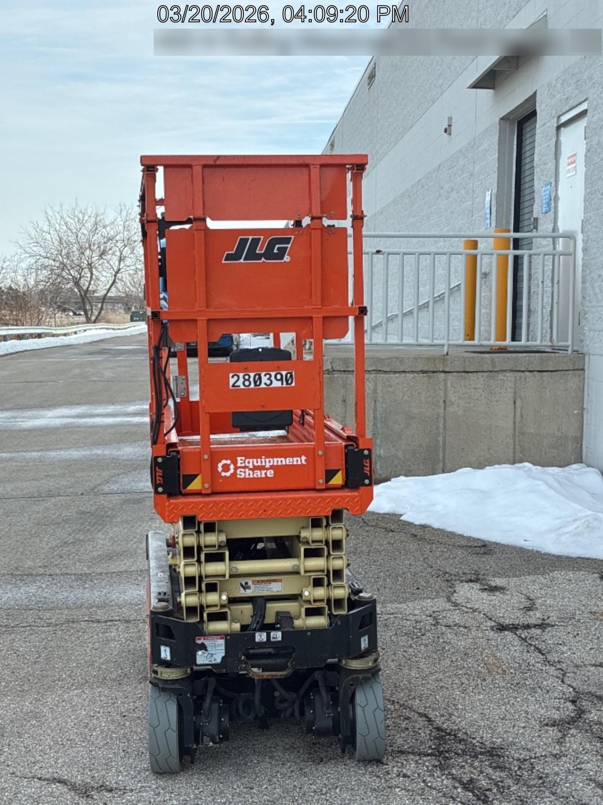 2022 JLG ES1932