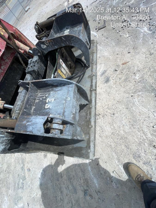 2020 PALADIN 76" Scrap Grapple Bucket - Paladin