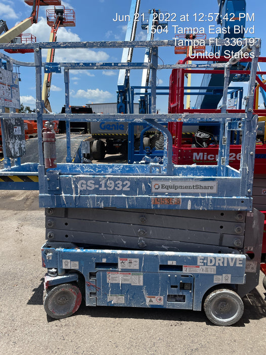 2021 GENIE GS-1932