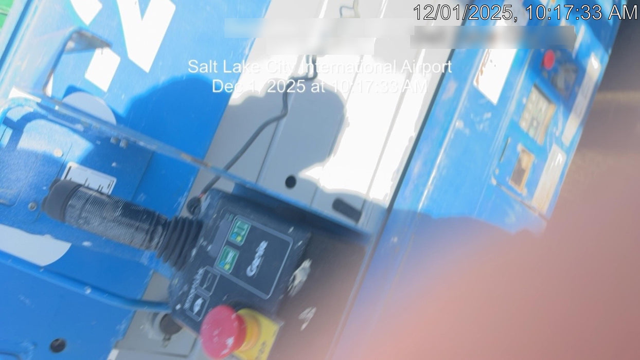 2020 Genie GS-2632 Solid NM Tires, Folding Rails with Half-Height Swing Gate, Beacon