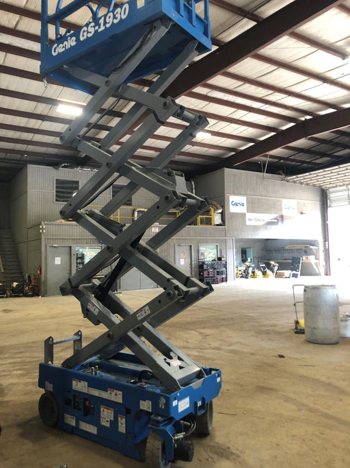 2018 GENIE GS-1930