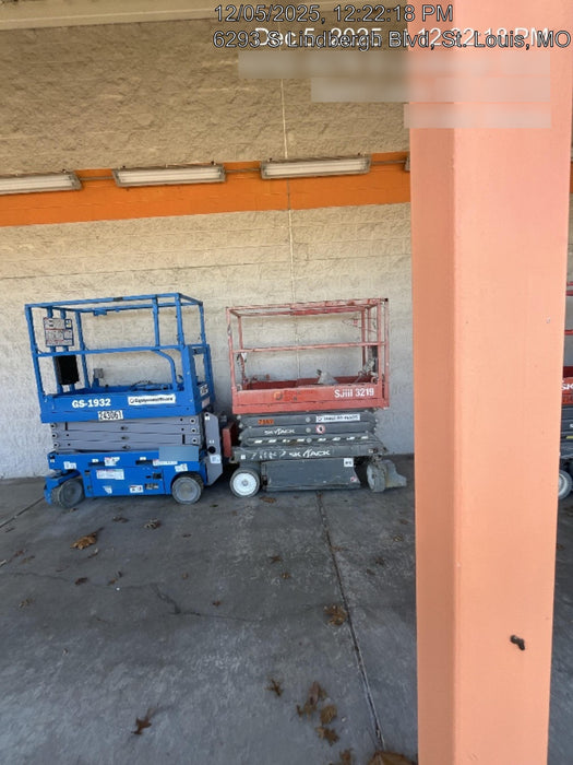 2018 Skyjack SJIII-3219 Skyjack SJIII3219 Scissor Lift w/Trojan Batteries