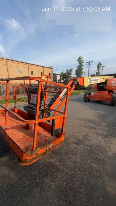 2019 JLG 660SJ
