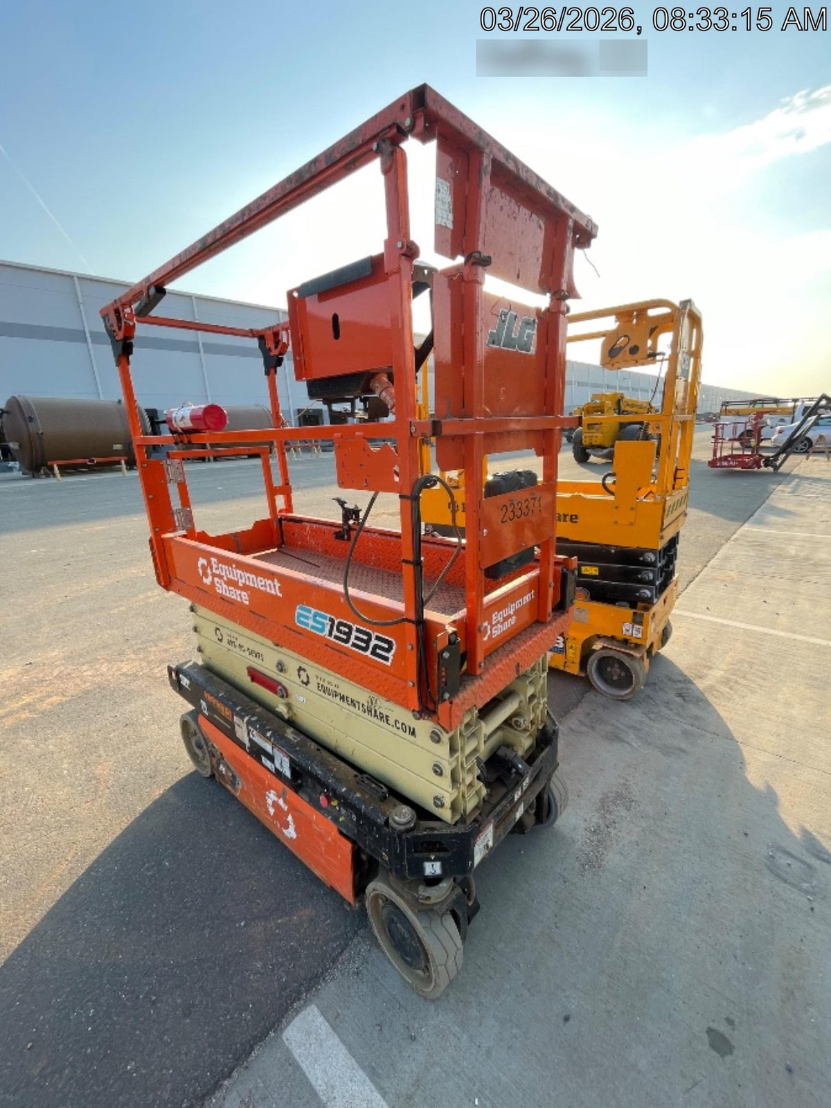 2022 JLG ES1932