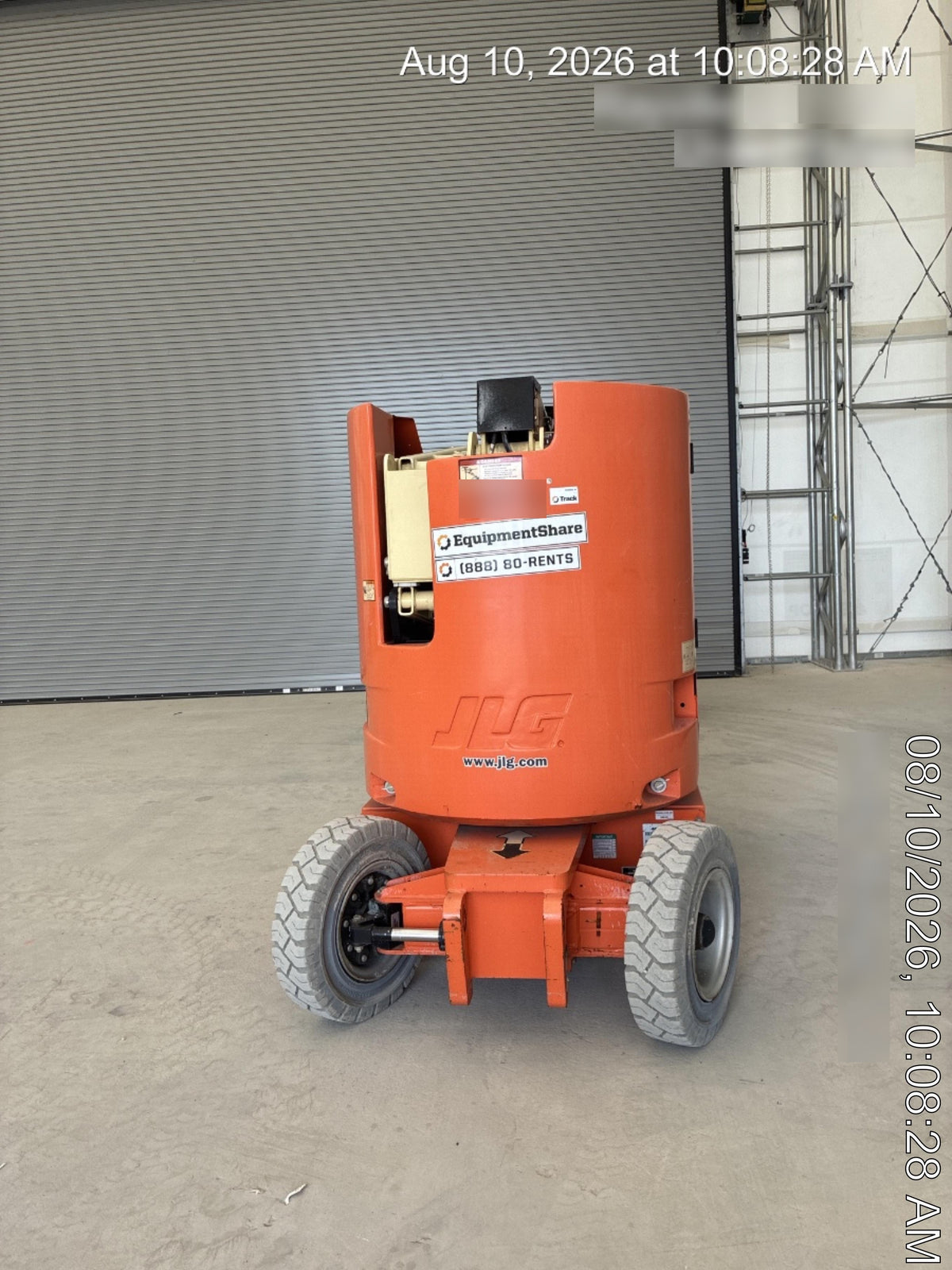 2019 JLG E300AJP