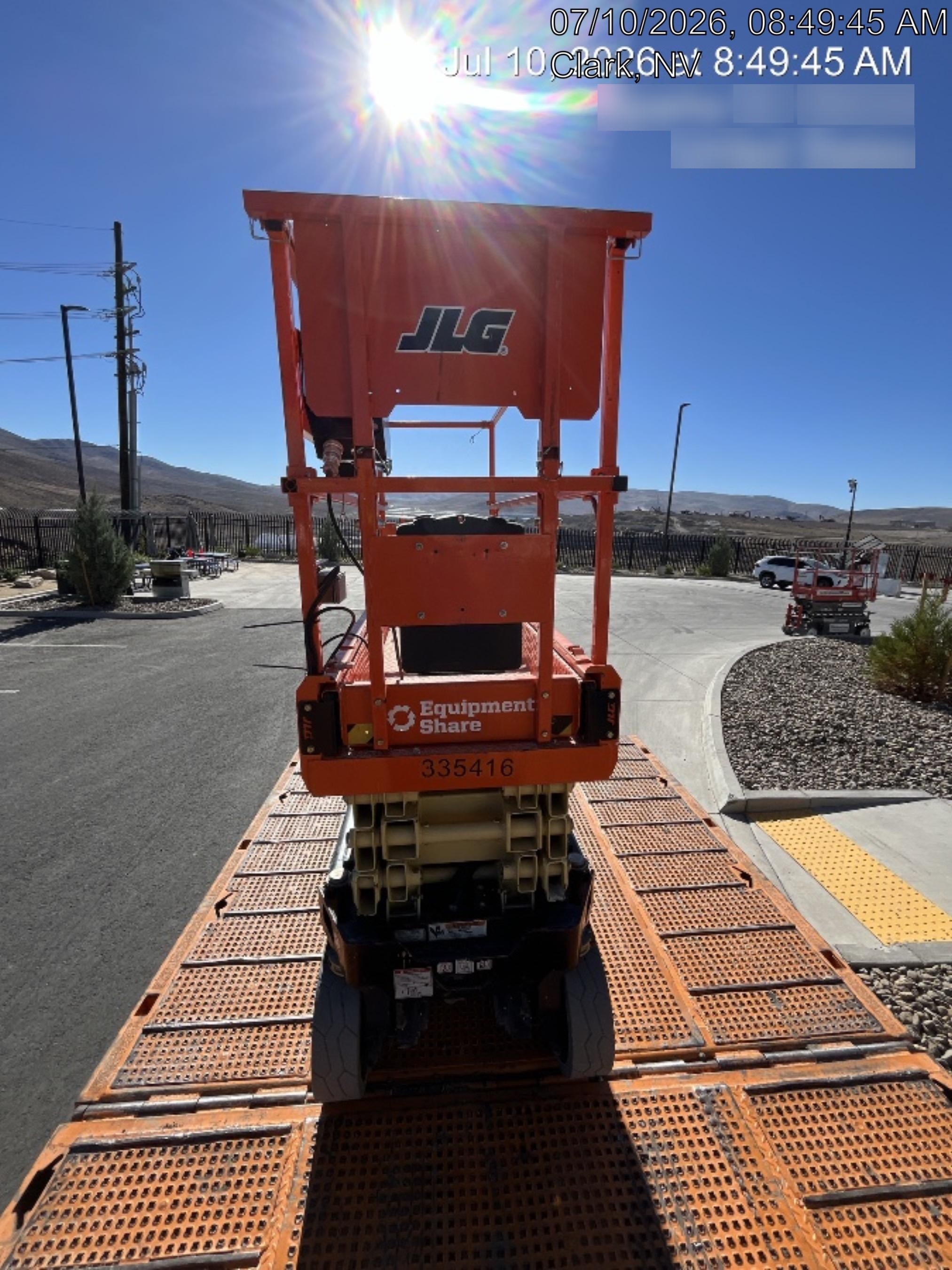 2023 JLG ES2632