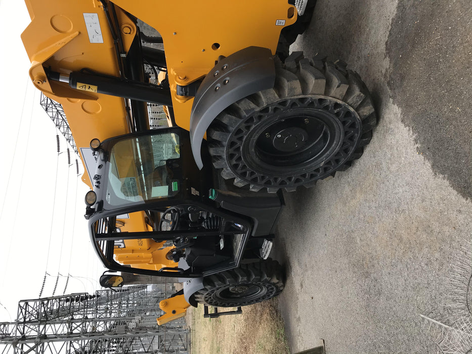 2019 JCB 510-56 Canopy, 74 HP, Solid Tires, STD Worklight, Beacon, Aux Hydraulics, Lifting Eye, Back up Alarm w/66" Carriage/60" Forks
