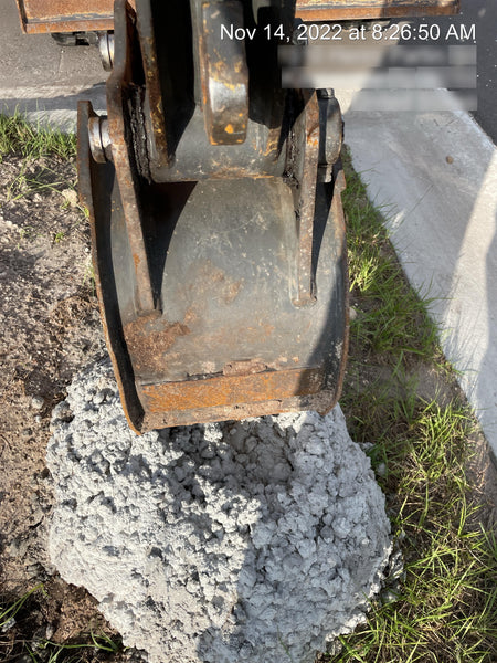 2018 WERK-BRAU 12" Bucket - Werk-Brau