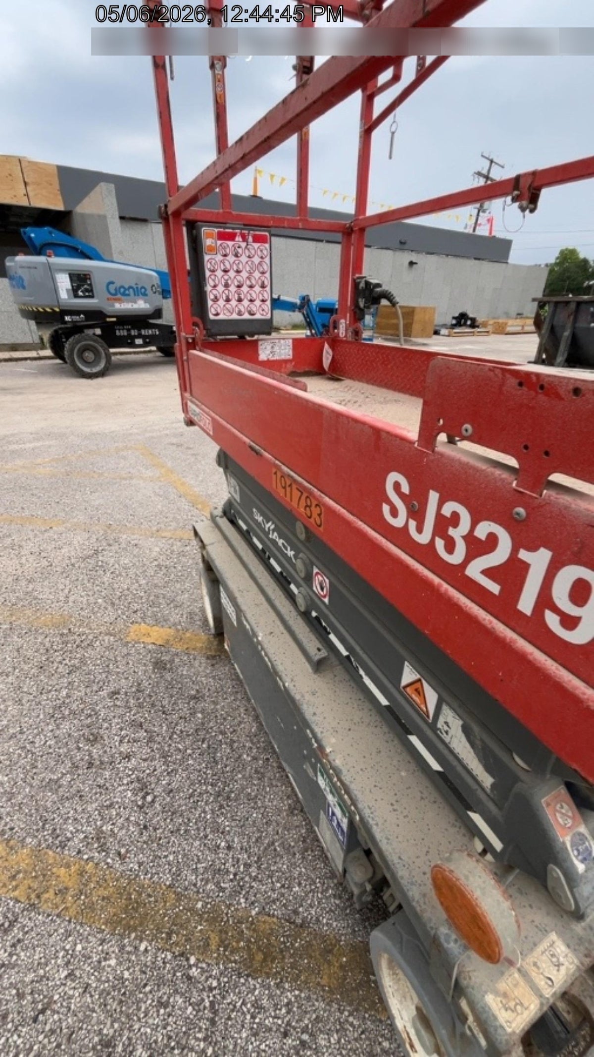 2021 SKYJACK SJ3219