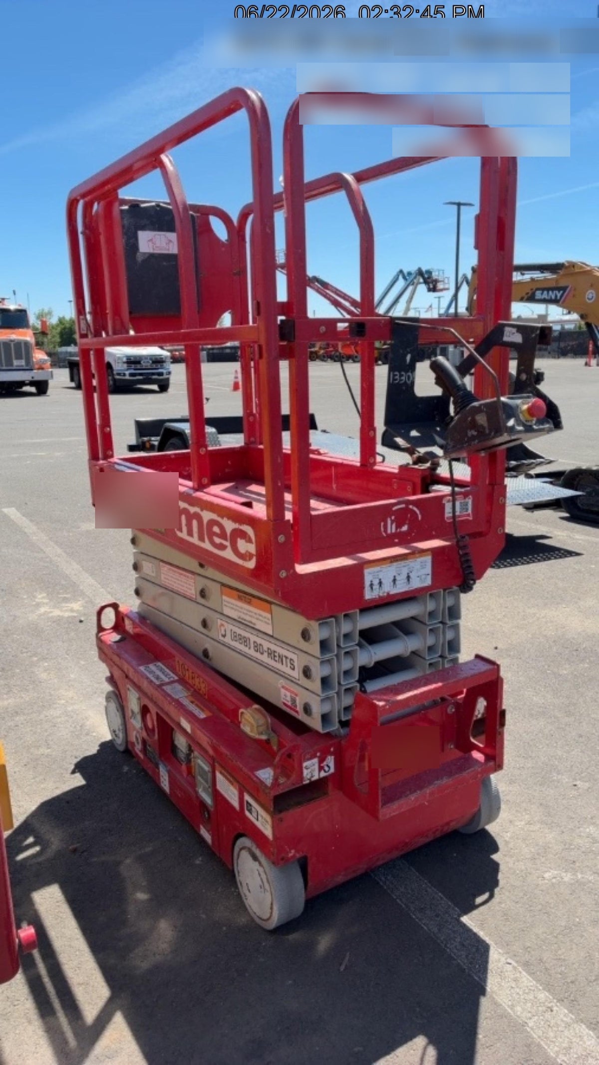2020 MEC 1330SE Solid NM Tires, Steel Swing out Doors, LCS, Beacon, 900W Invertor