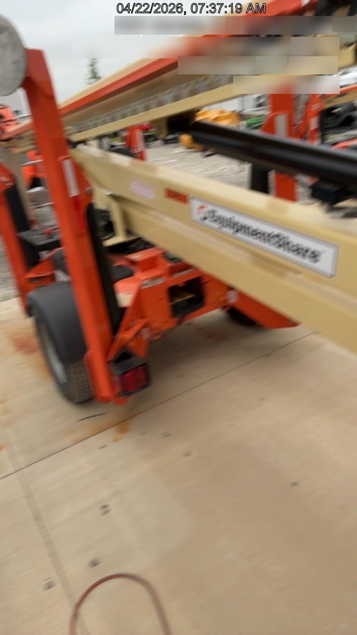 2022 JLG T350
