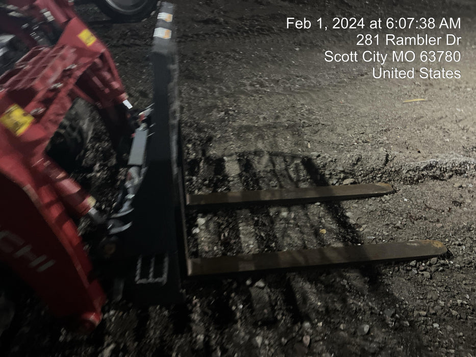 2022 PALADIN 48" Pallet Forks - Paladin