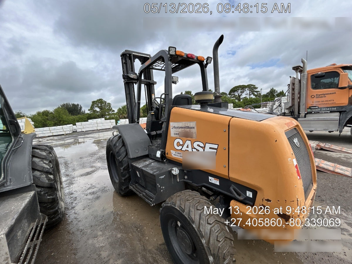2022 CASE 586H