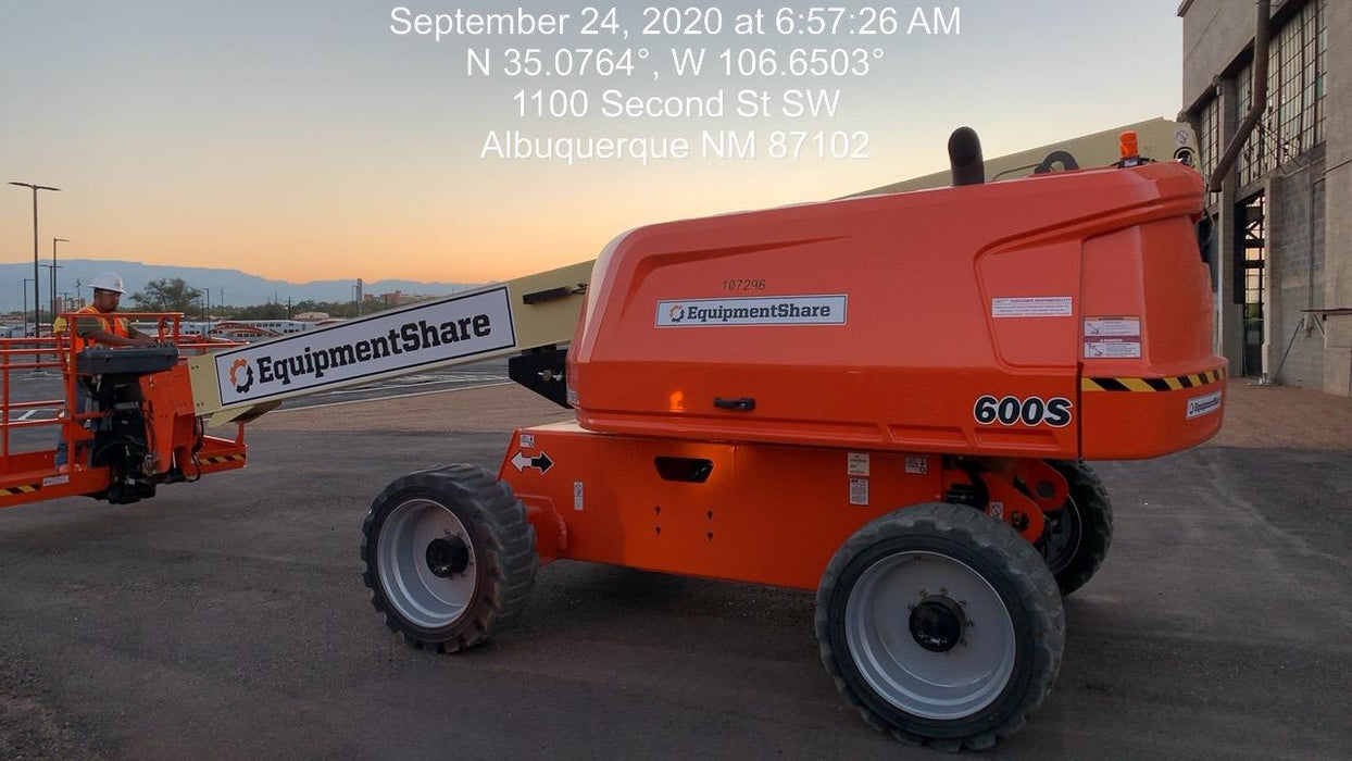 2020 JLG 600S