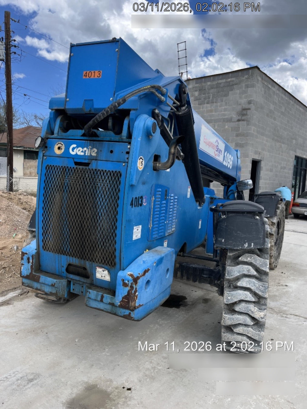 2017 Genie GTH-1056 Genie GTH1056, Solid Tires, 60" carriage, Light Kit, Open ROPS