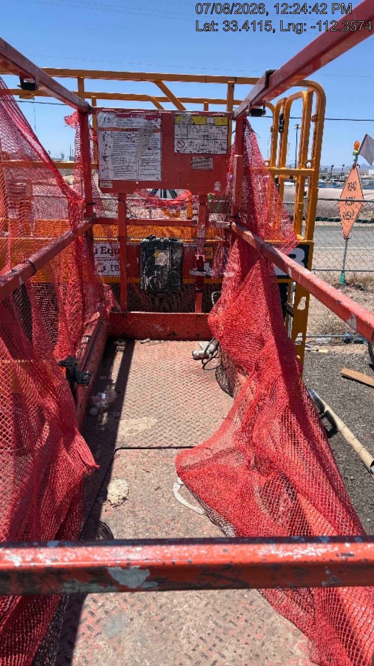 2022 JLG ES2632