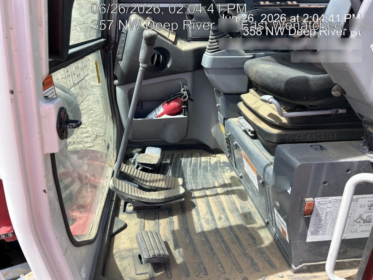 2024 TAKEUCHI TB250-2CR