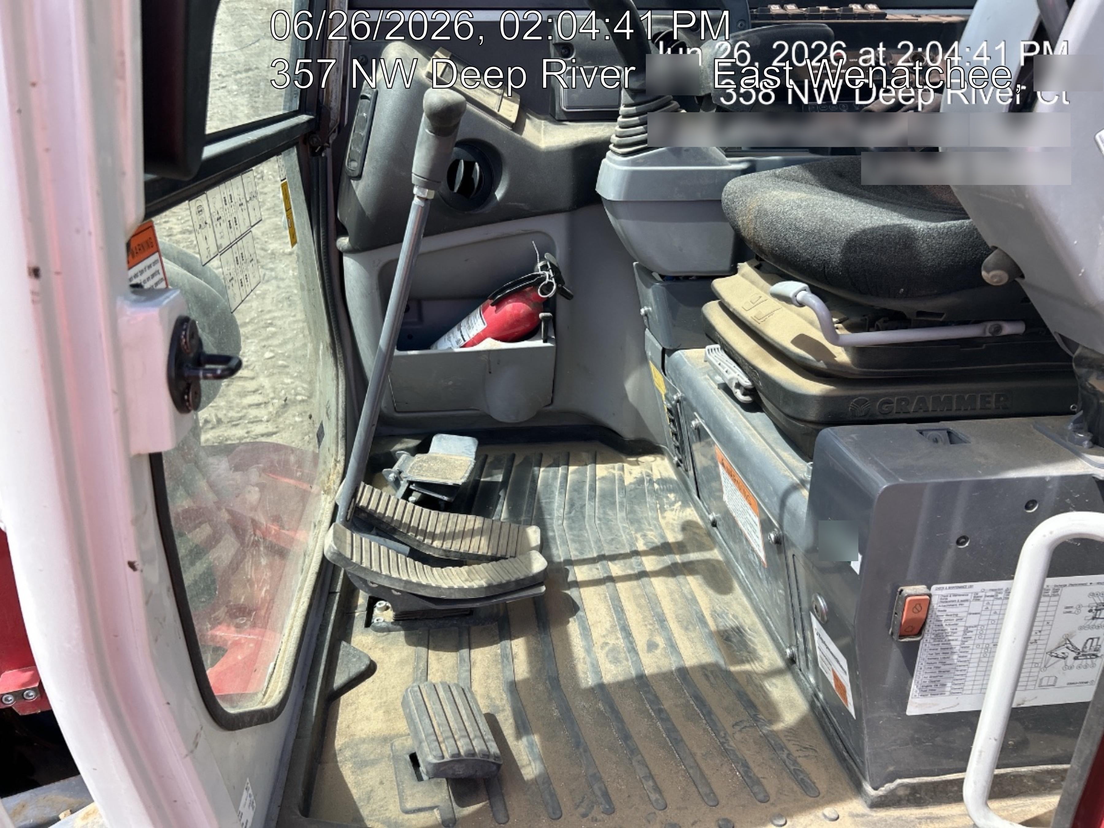 2024 TAKEUCHI TB250-2CR