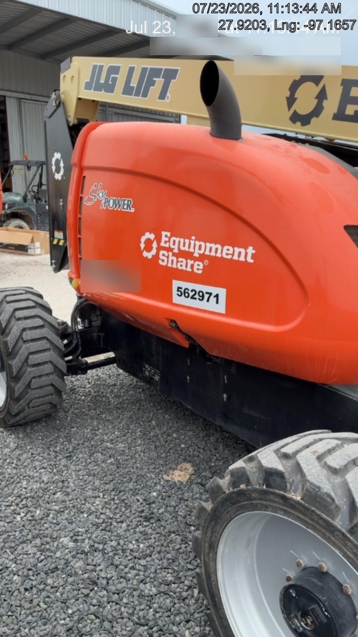 2025 JLG 600AJ