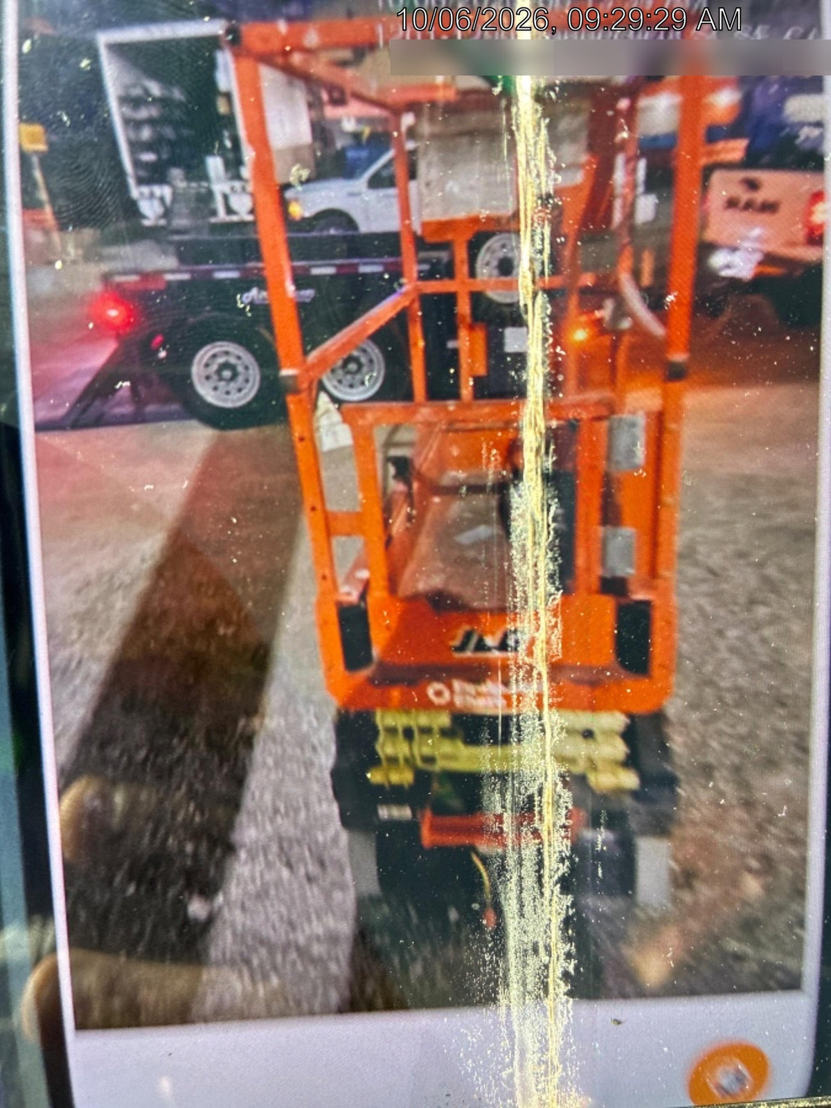 2022 JLG ES1330L
