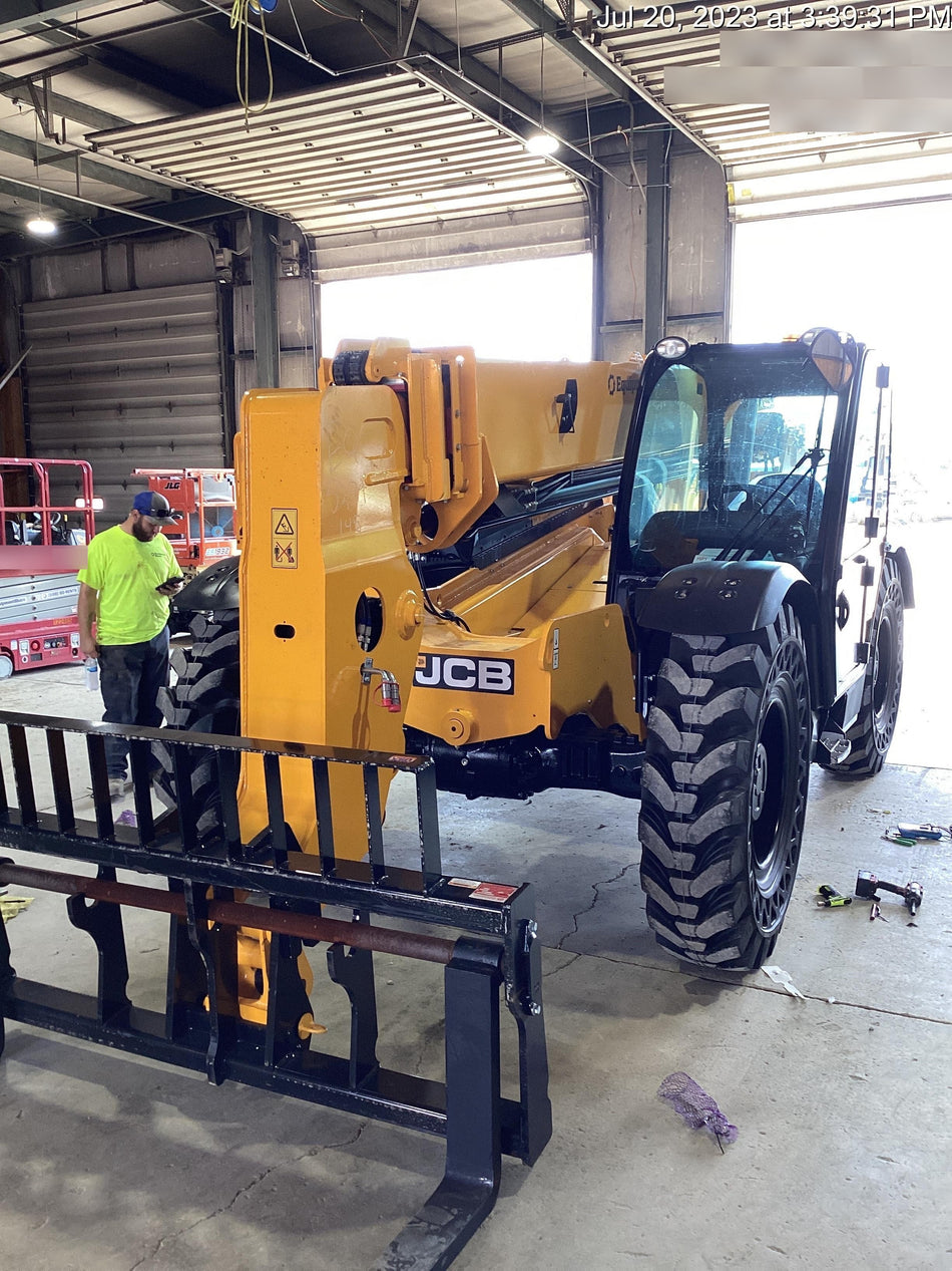 2023 JCB 509-42