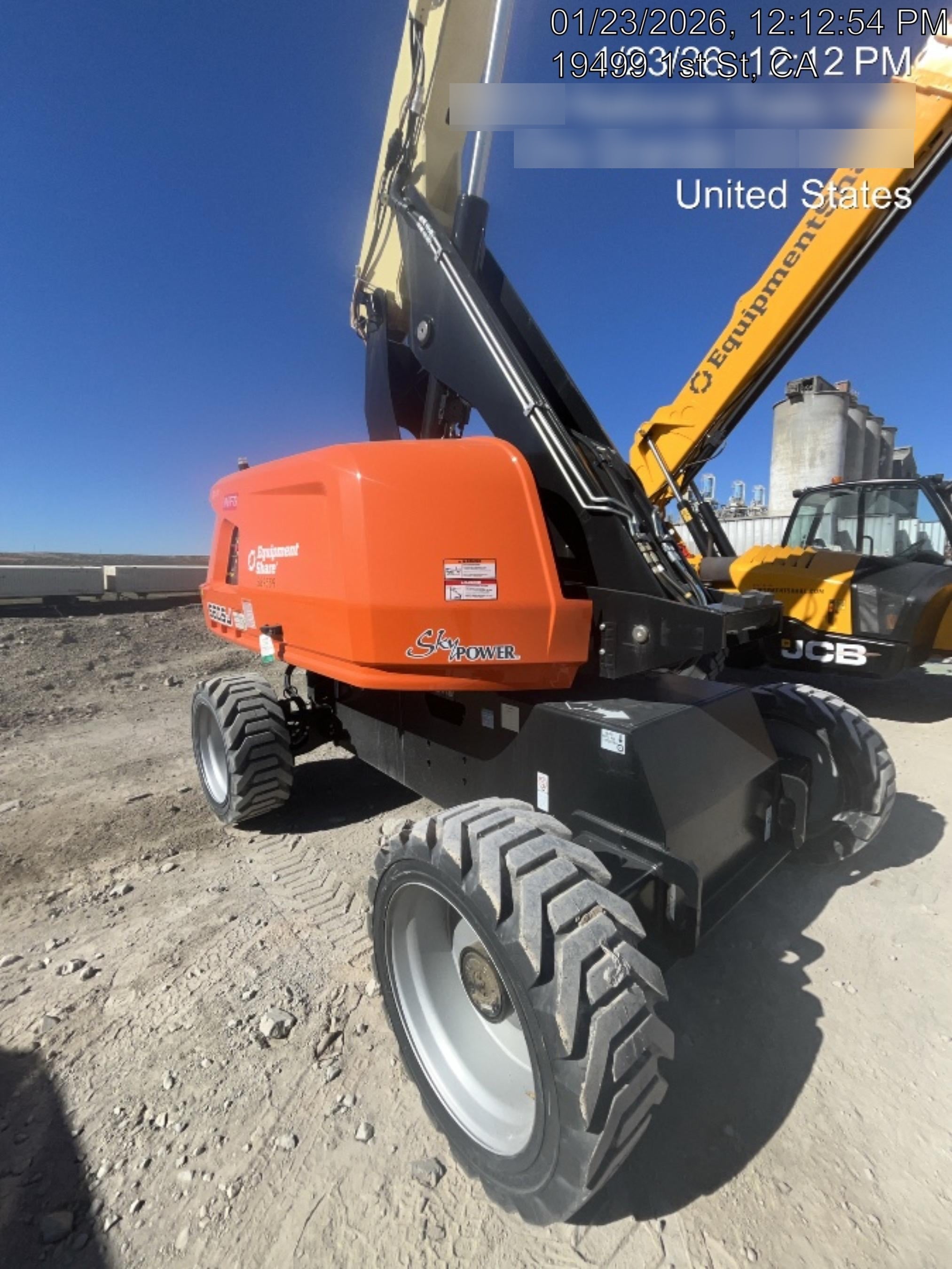 2025 JLG 660SJ