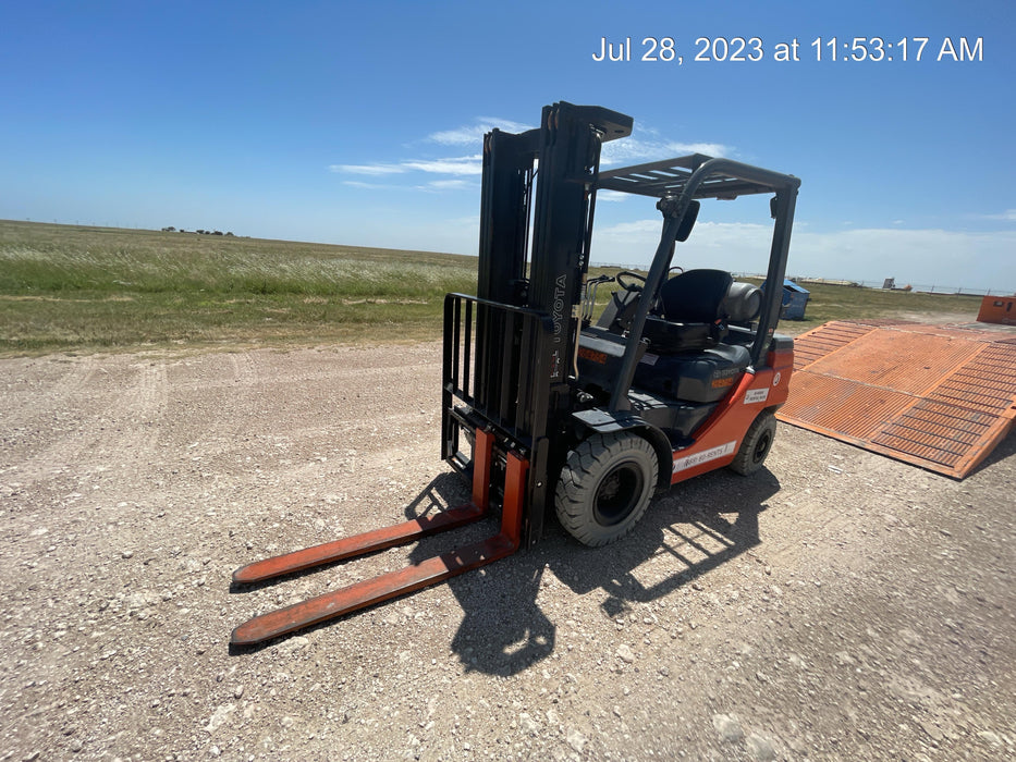 2022 TOYOTA 50-8FGU25