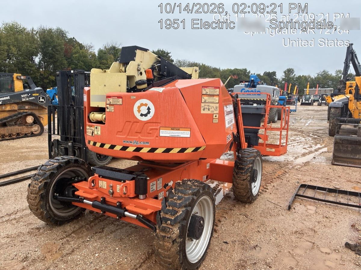 2022 JLG 340AJ