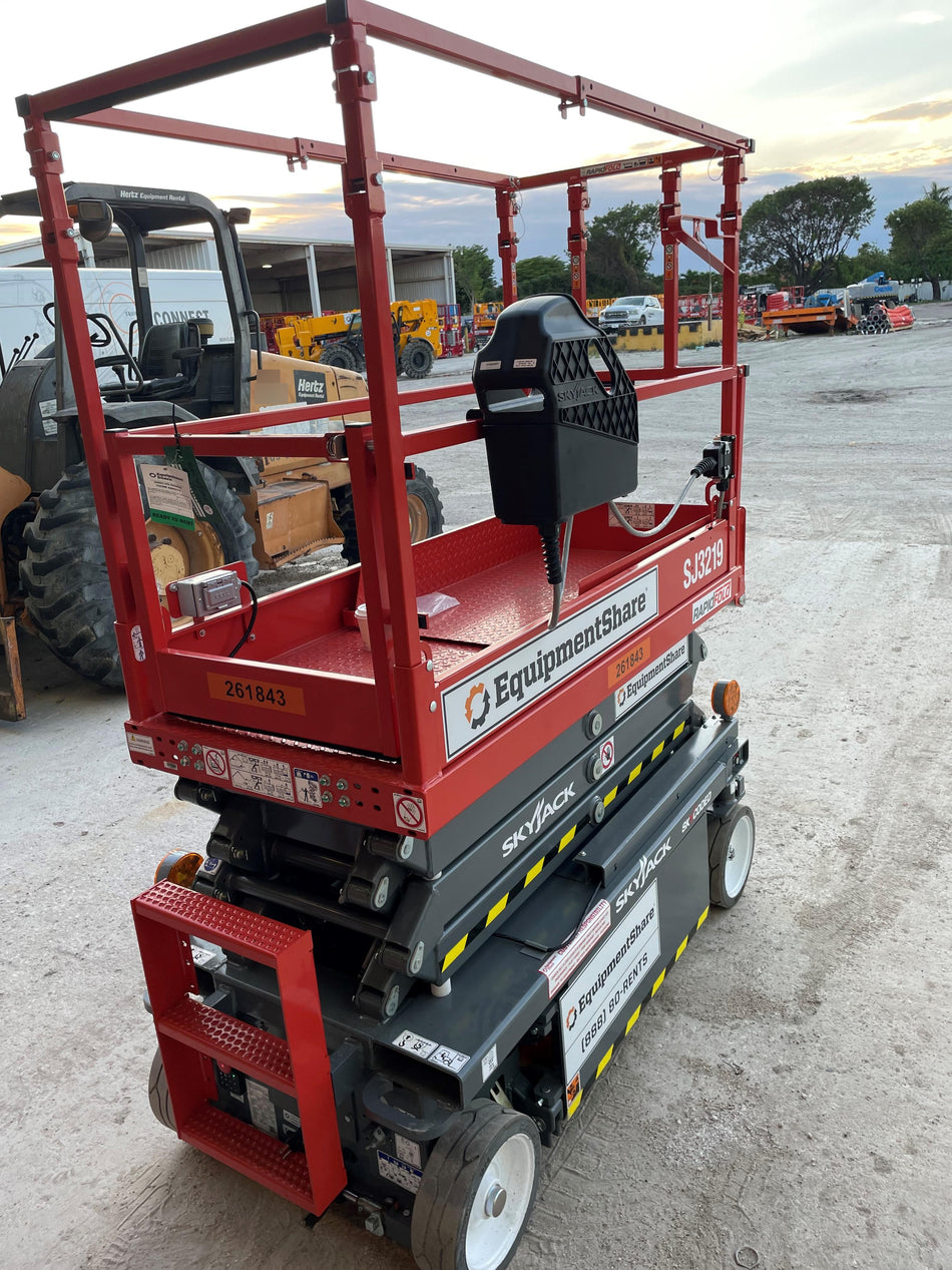 2022 SKYJACK SJ3219