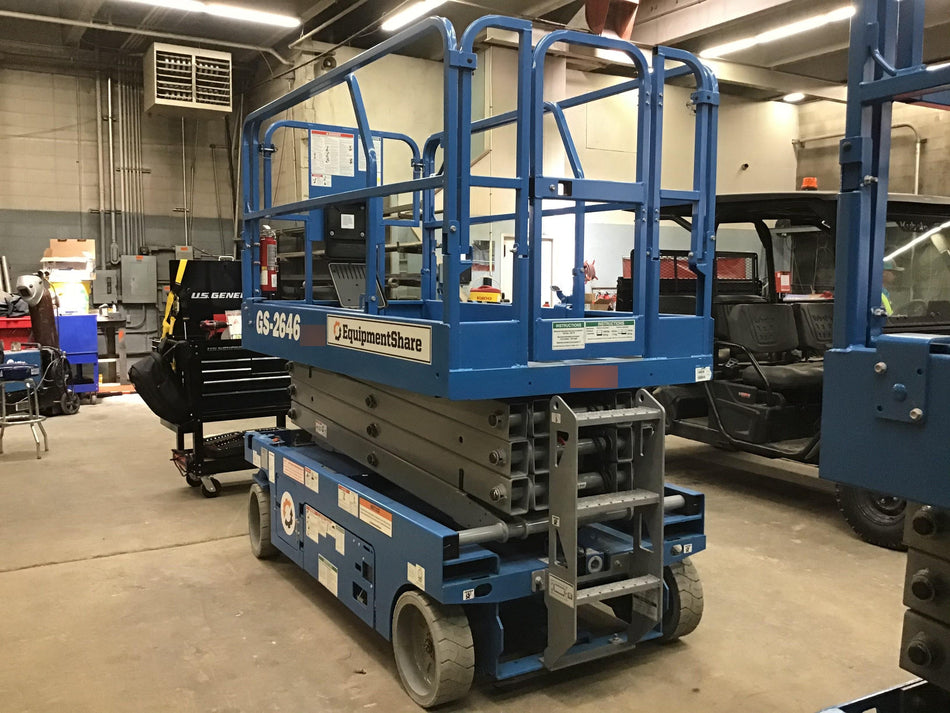 2019 Genie GS-2646 folding rails with full height swing gate