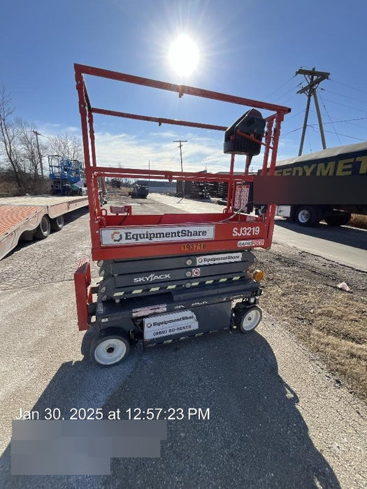 2021 SKYJACK SJ3219