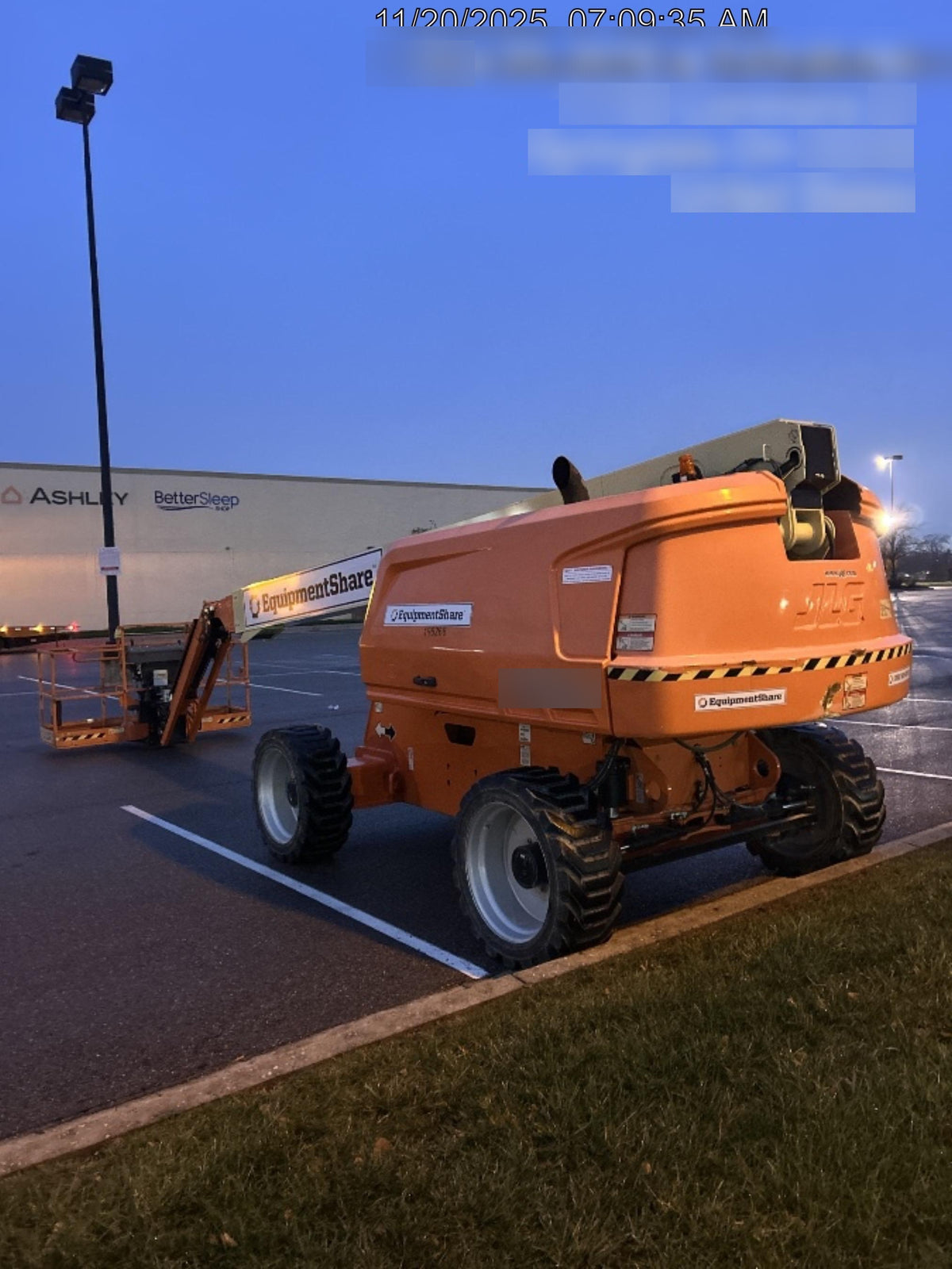 2021 JLG 660SJ
