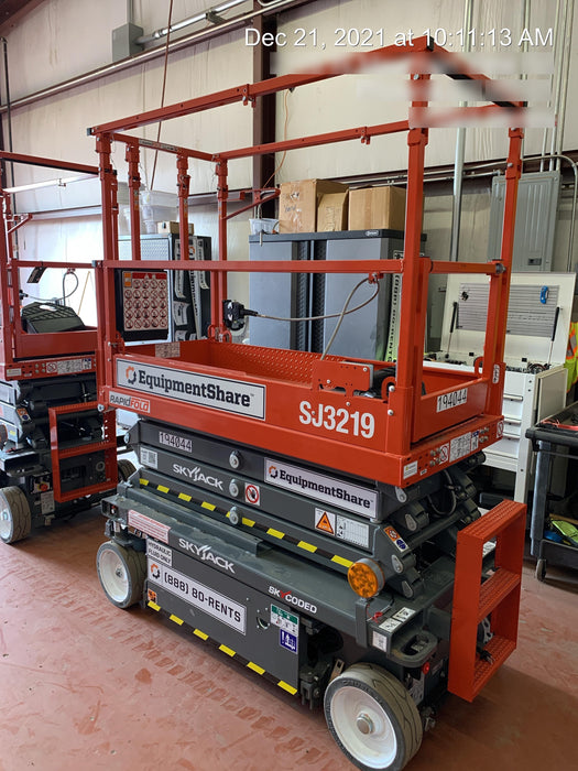2021 SKYJACK SJ3219