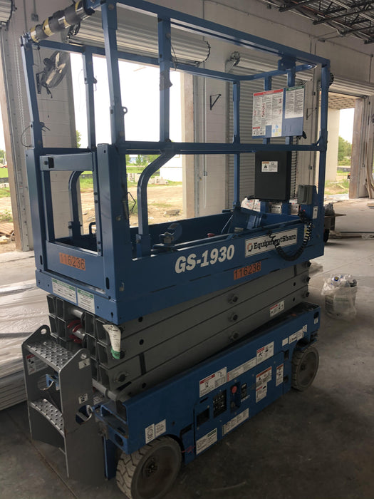 2020 Genie GS-1930 Solid Non Marking Tires, Beacon, Folding rails with half height swing gate