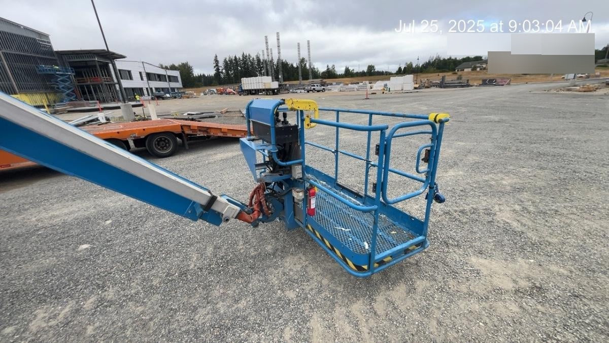 2020 GENIE Z-135/70
