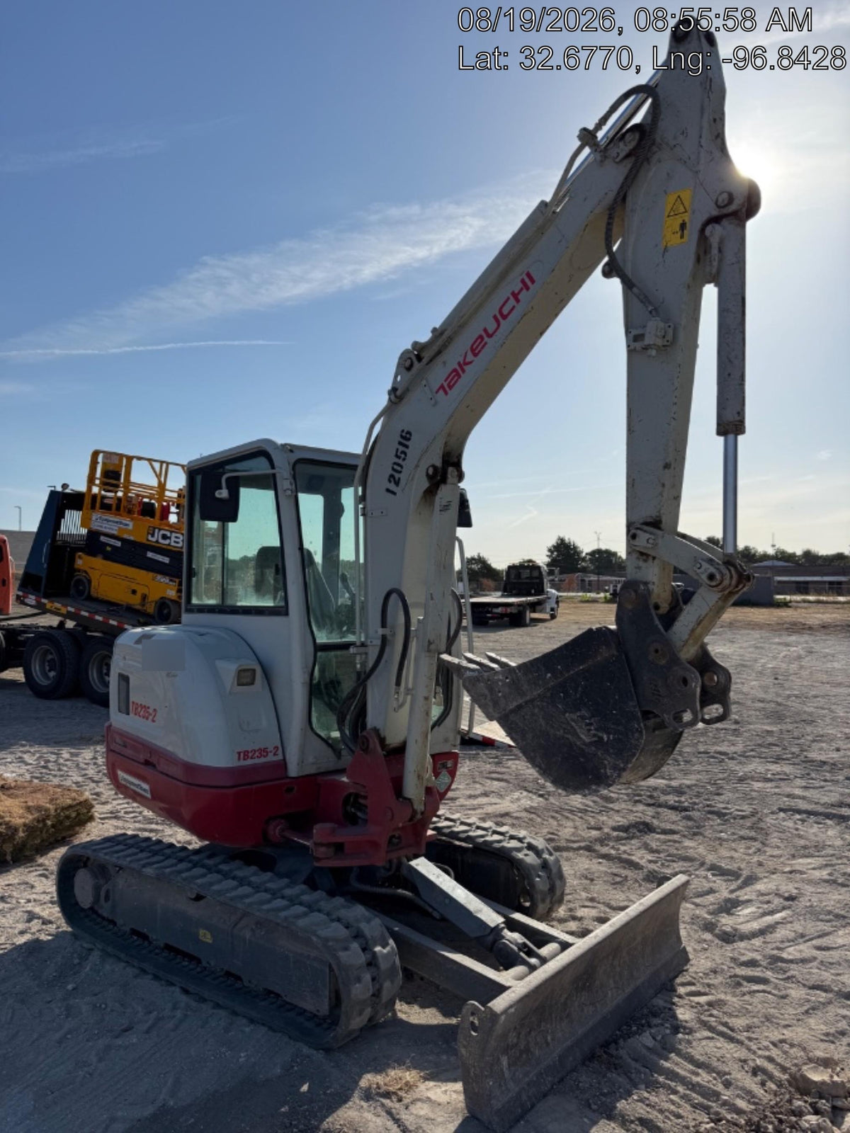 2020 TAKEUCHI TB-235-2CR