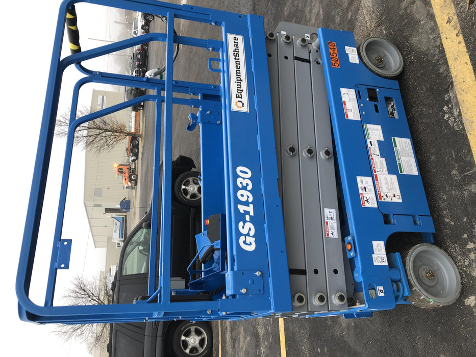 2019 Genie GS-1930 Fixed Rails with Chain Entry