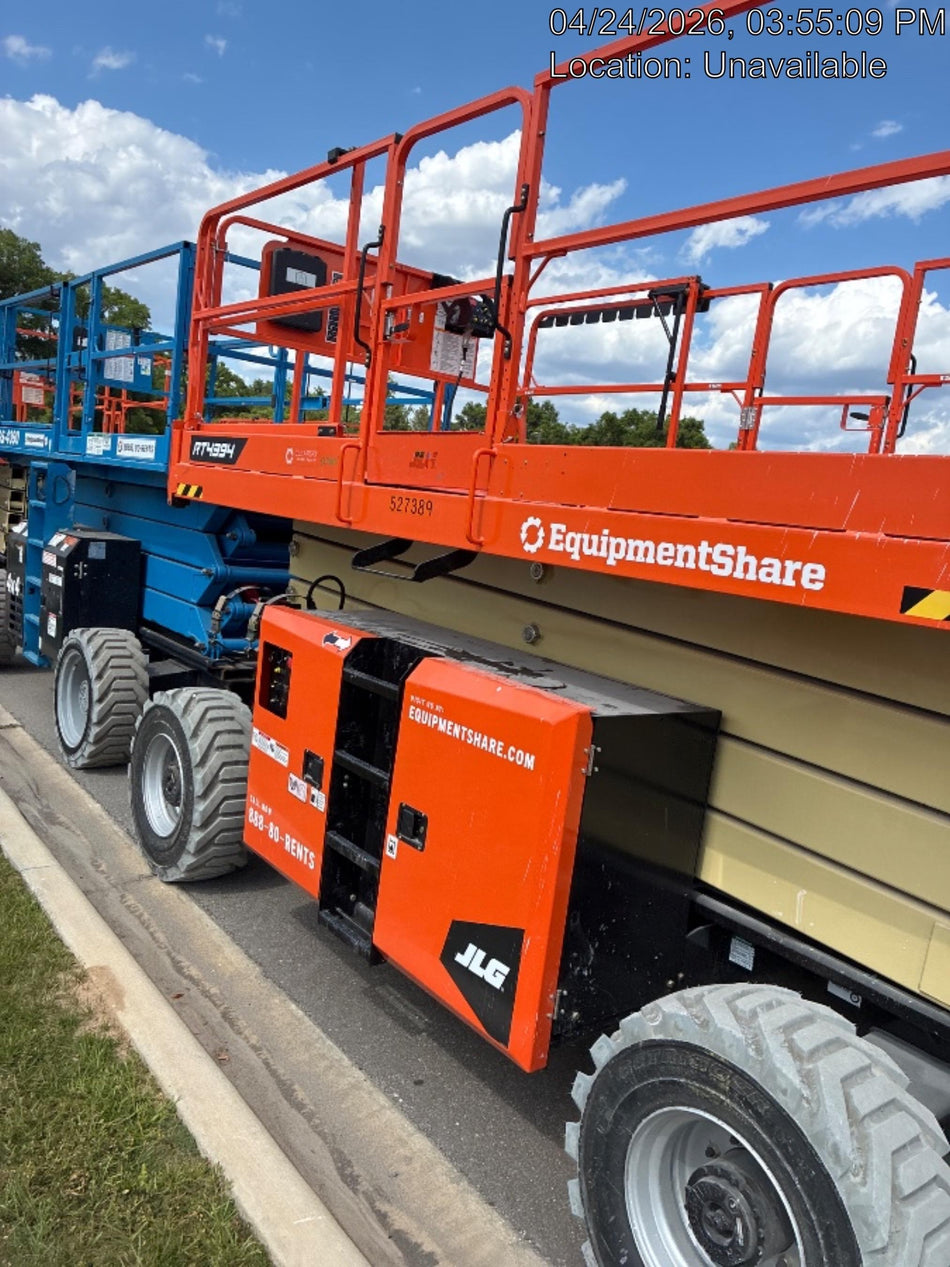2025 JLG RT4394