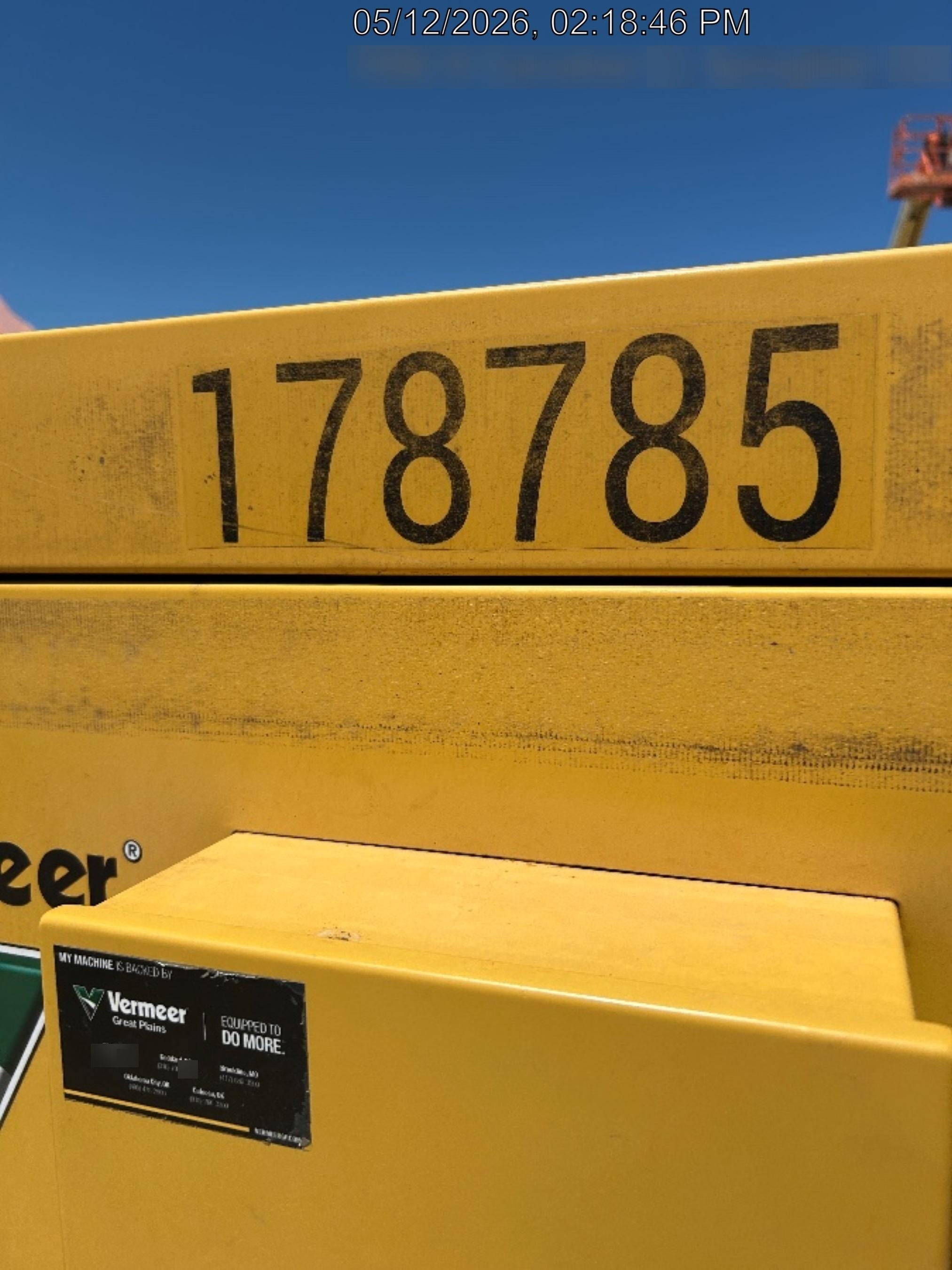 2021 VAC-TRON LP573XDT