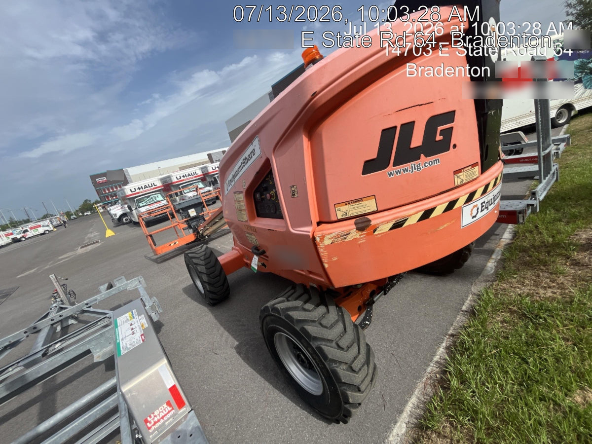 2021 JLG 400S