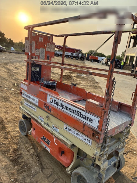 2016 JLG 1930ES