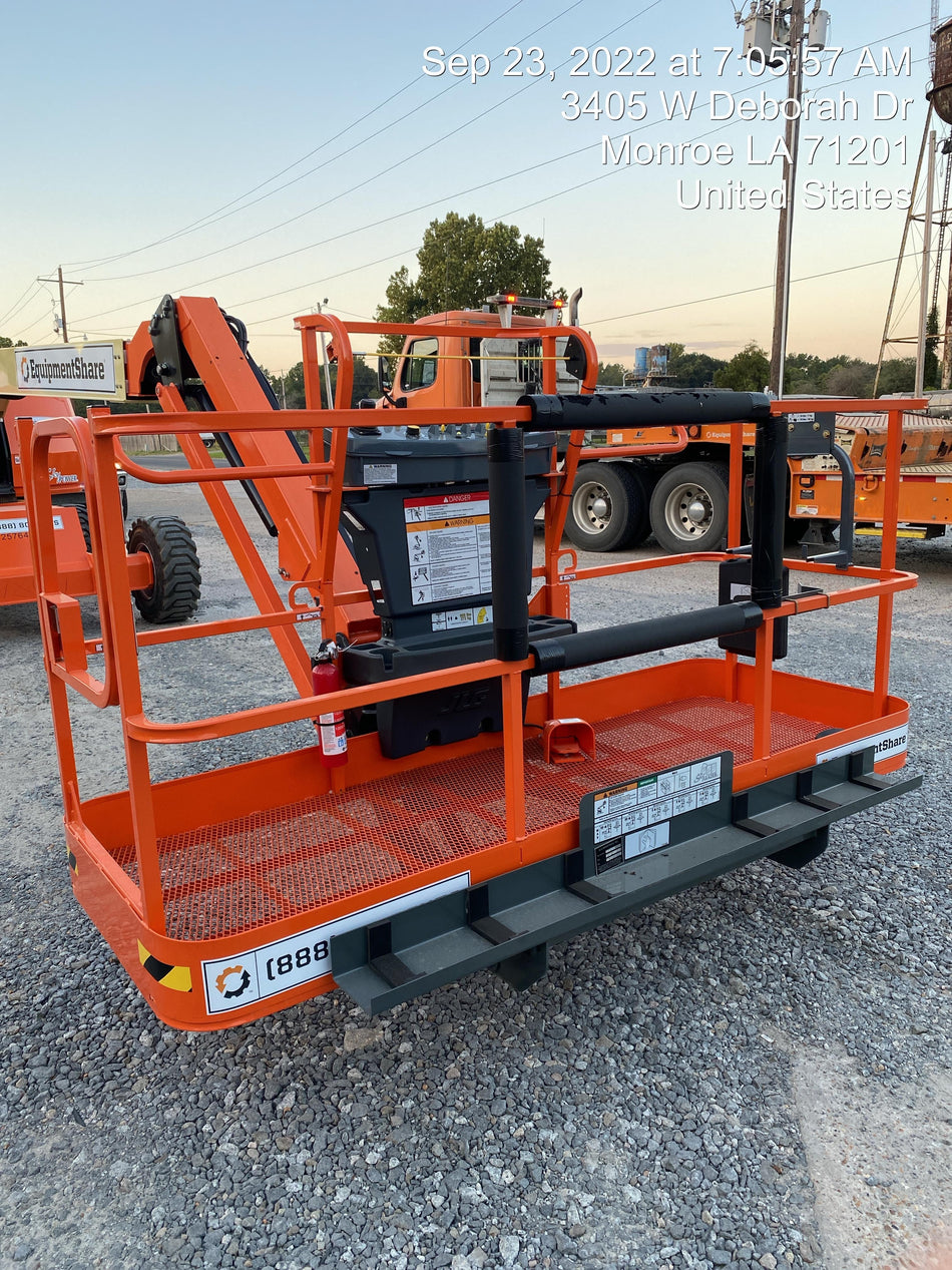 2022 JLG 460SJ