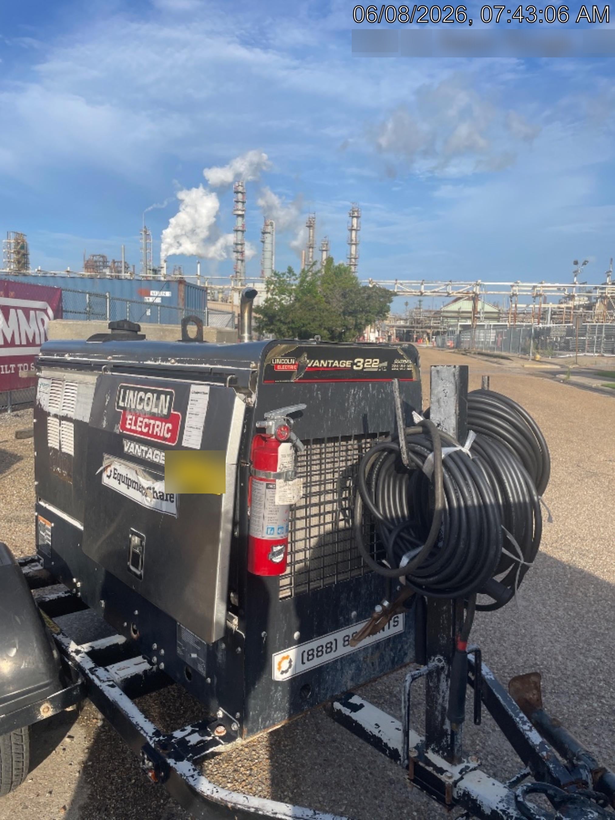 2019 Lincoln Electric Vantage 322 Welder Ready-Pak 3, Two wheel trailer, Fender and Light kit, Cable Rack