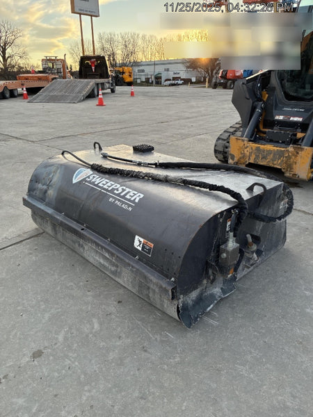 2019 PALADIN Sweepster SB72