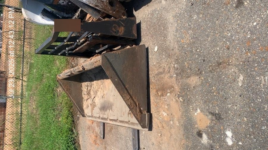 2022 ARROW MATERIAL HANDLING 48" Pallet Forks - Arrow