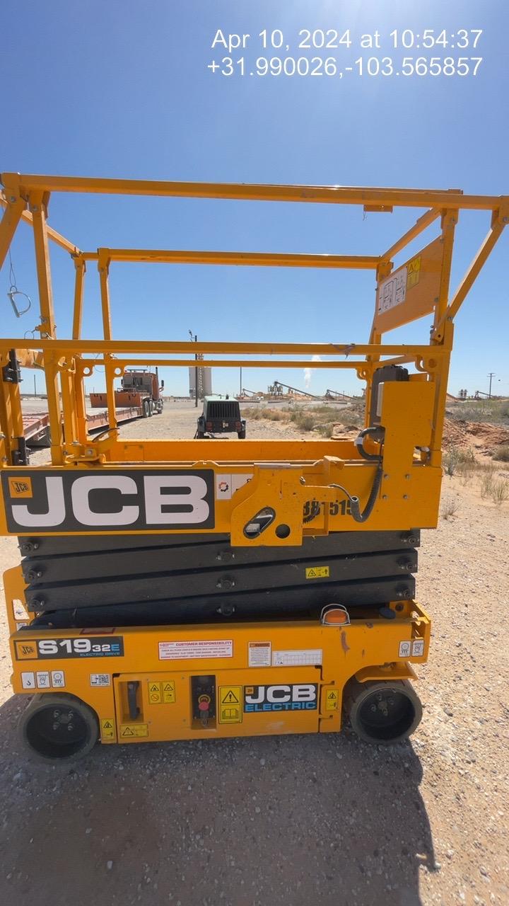 2024 JCB S1932E